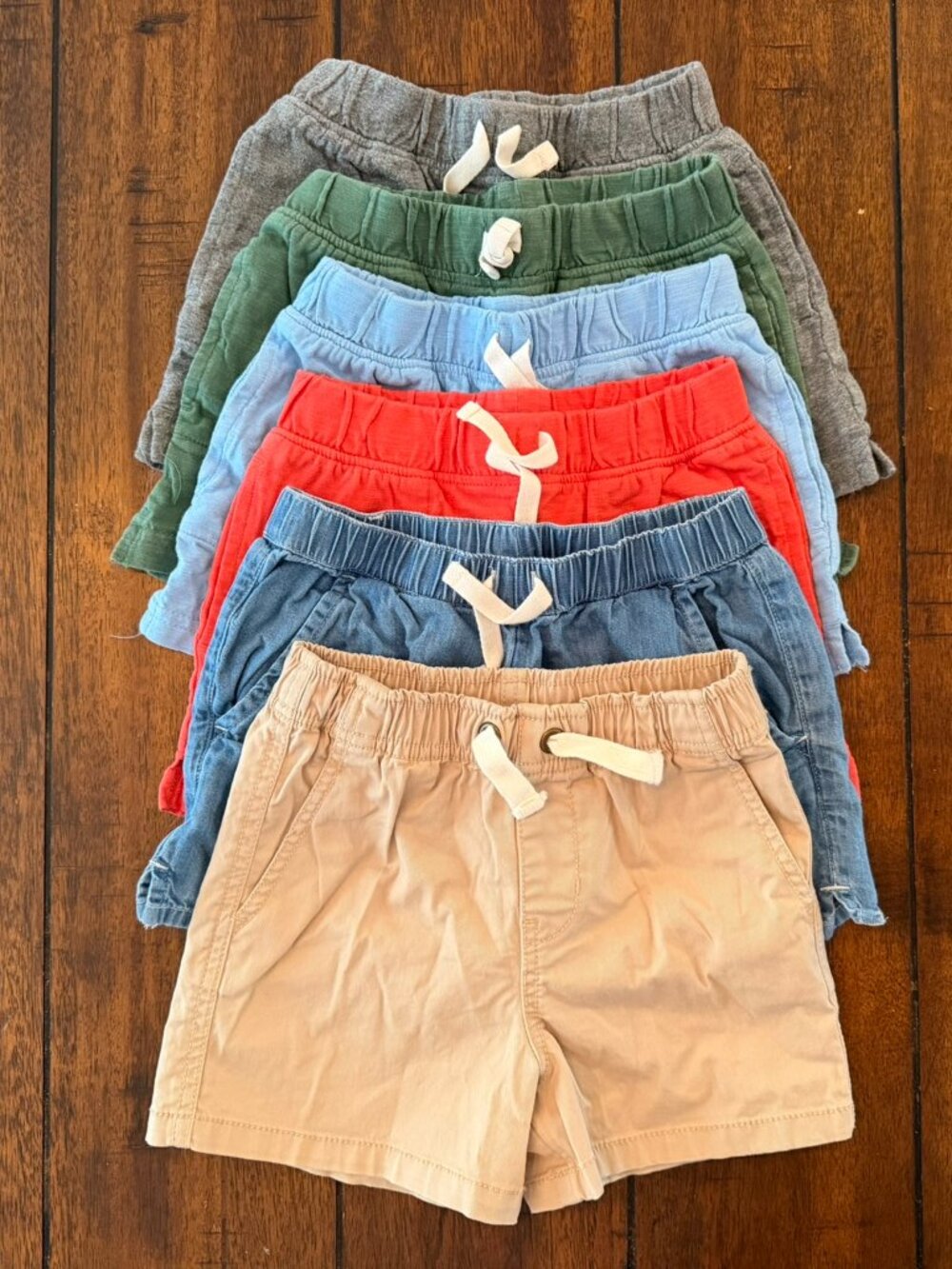 Bundle of Primary Shorts (18-24m)